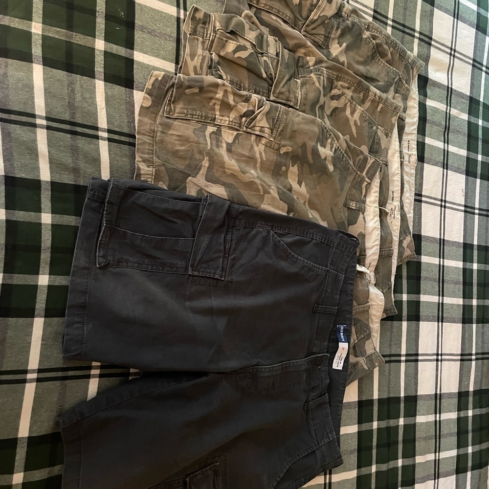 OLD NAVY SIZE 36 waist